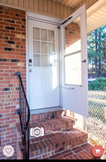 Pine Forest Zen Cottage - 10 Min To Fort Bragg Fayetteville Exterior photo